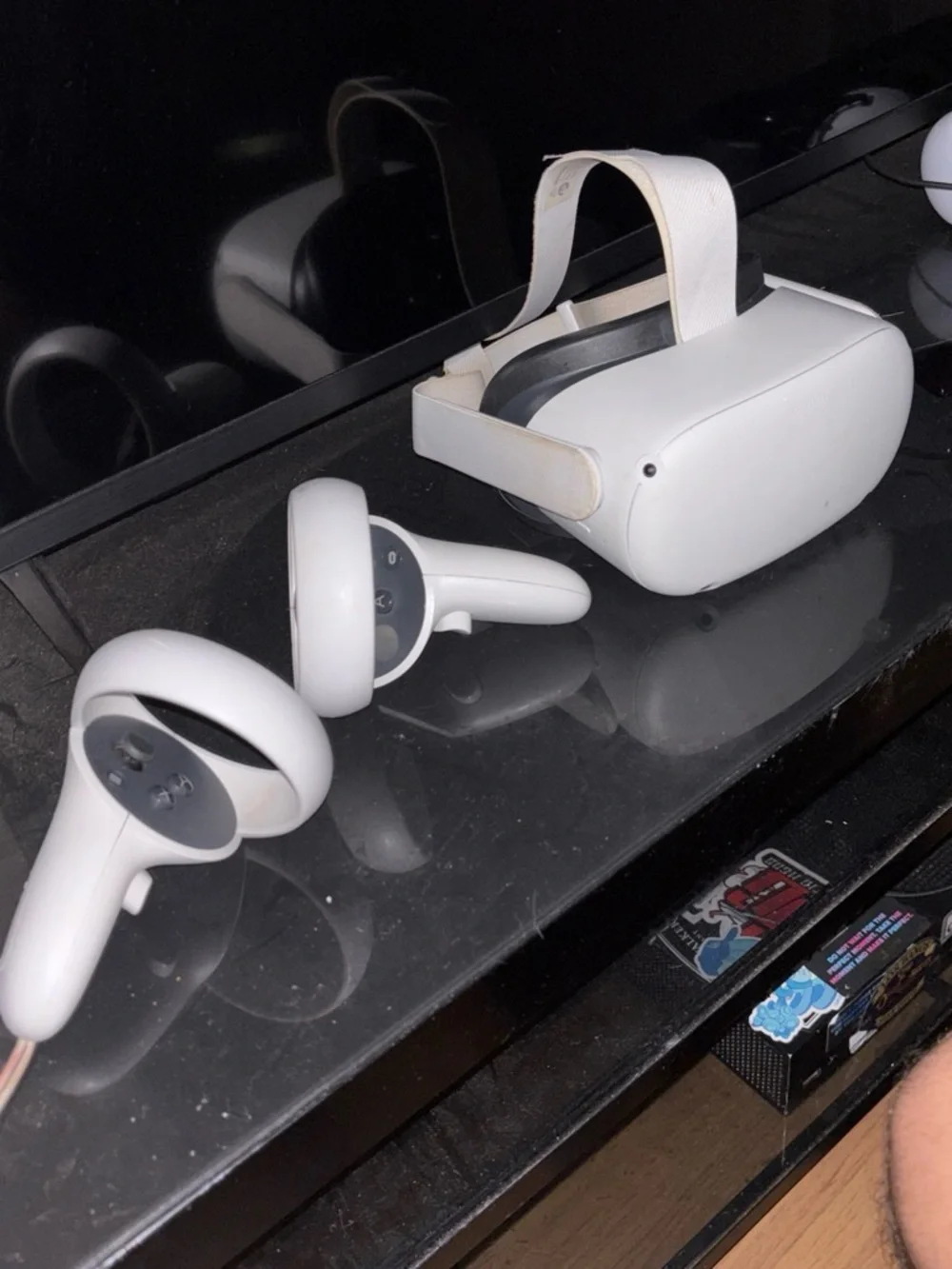 OshKosh B'gosh White Wireless VR Headset with Two White Controllers